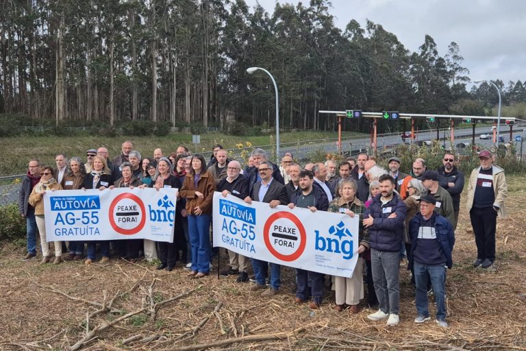 Le máis sobre o artigo O ALCALDE DE CARBALLO REIVINDICA A FIN DOS “30 ANOS DE DISCRIMINACIÓN” DA AG-55